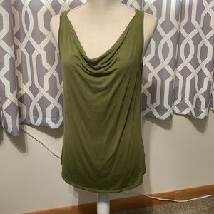 Sleeveless top/tunic